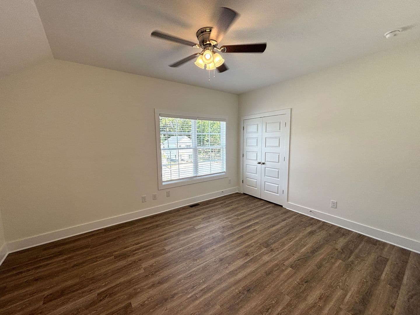 Athens Townhome: 215 Ruth St