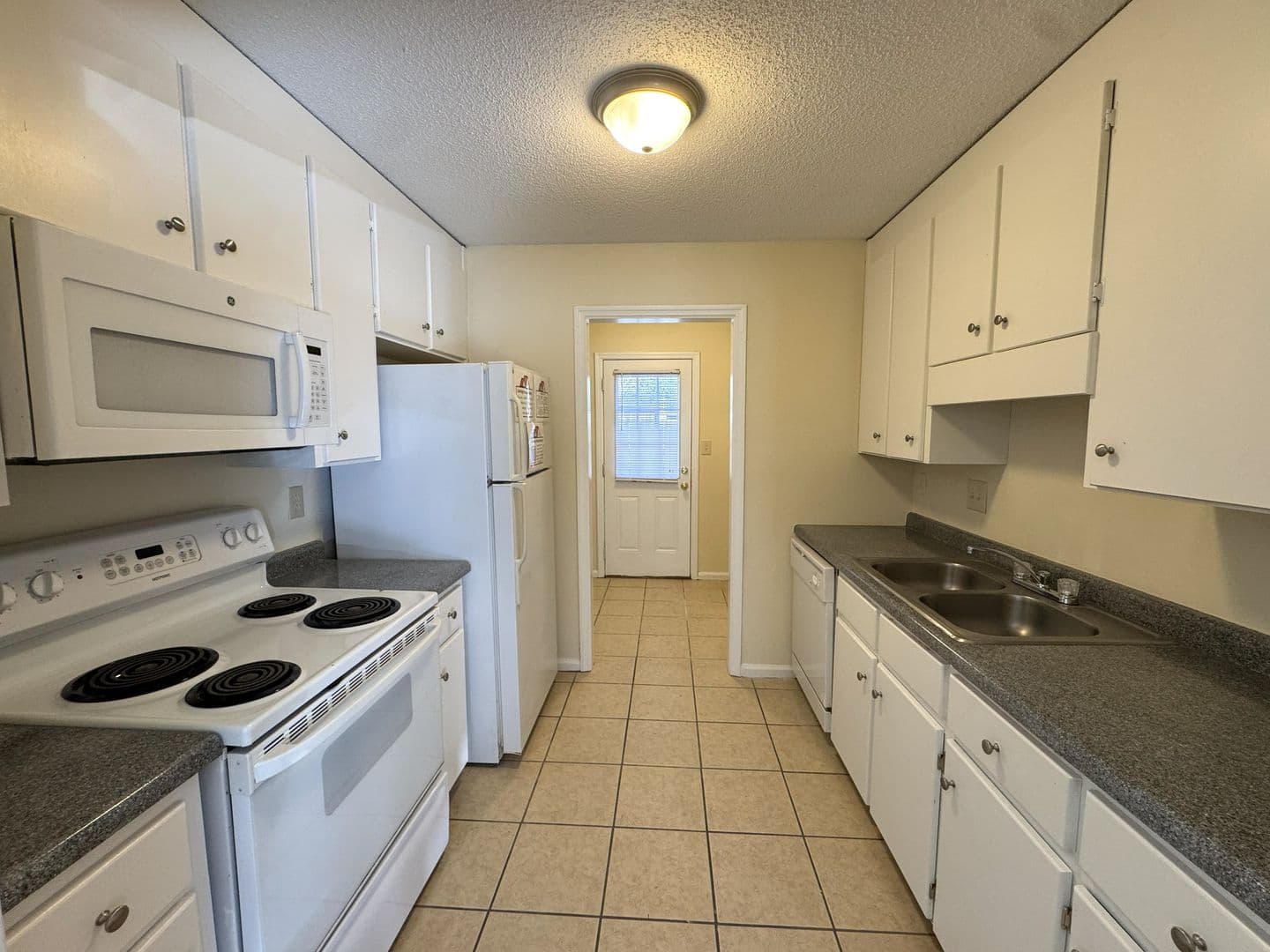 Athens Apartment: 825 Gaines School Road