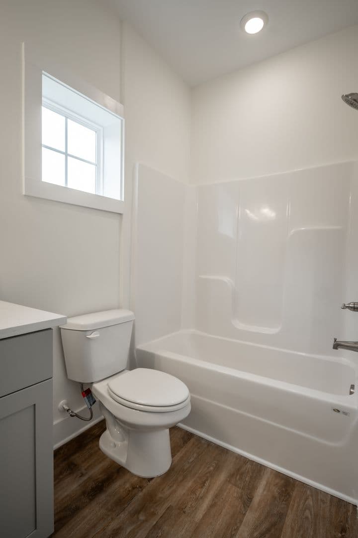 Athens Townhome: 215 Ruth St