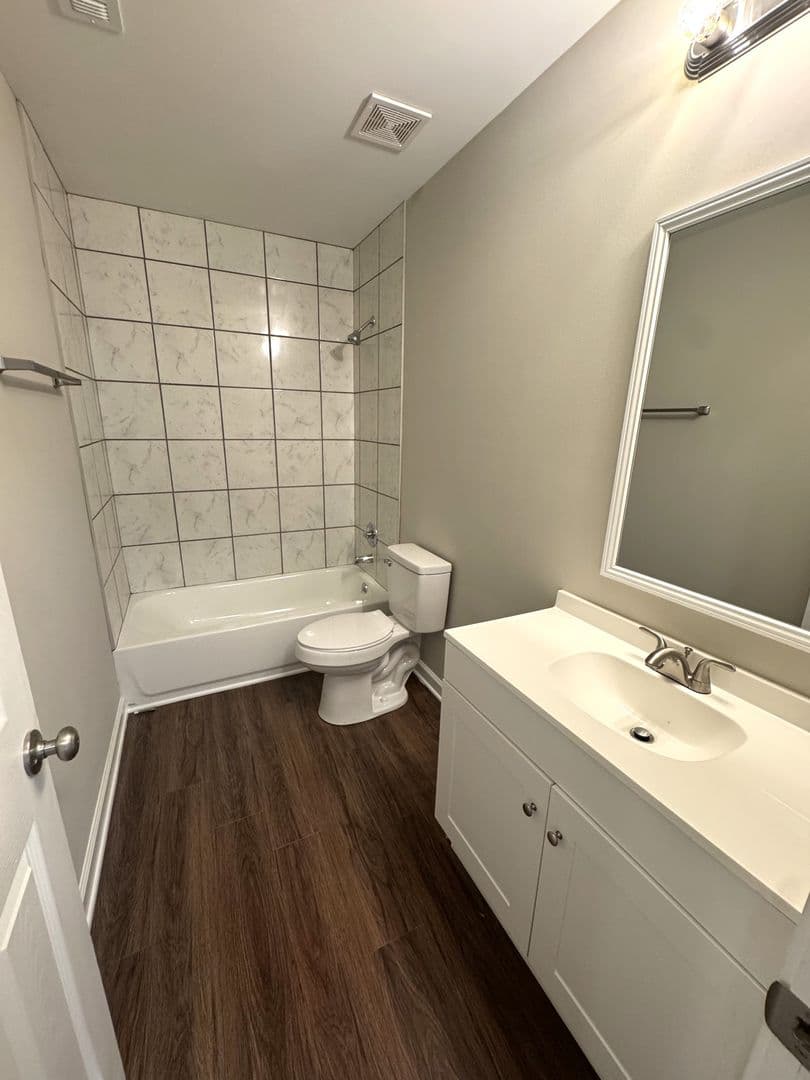 Athens House: 620 Pinecrest Dr
