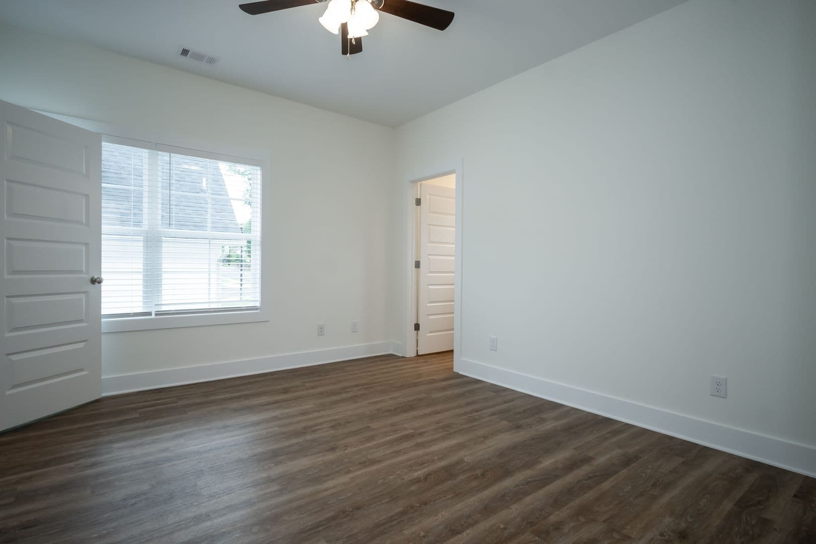 Athens Townhome: 215 Ruth St