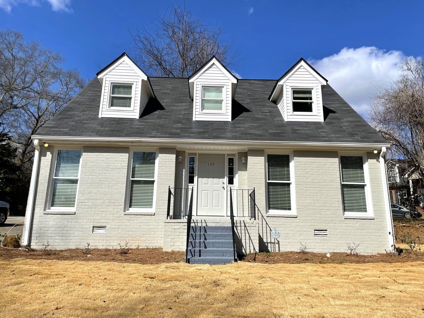 Athens House: 125 Hardin Dr