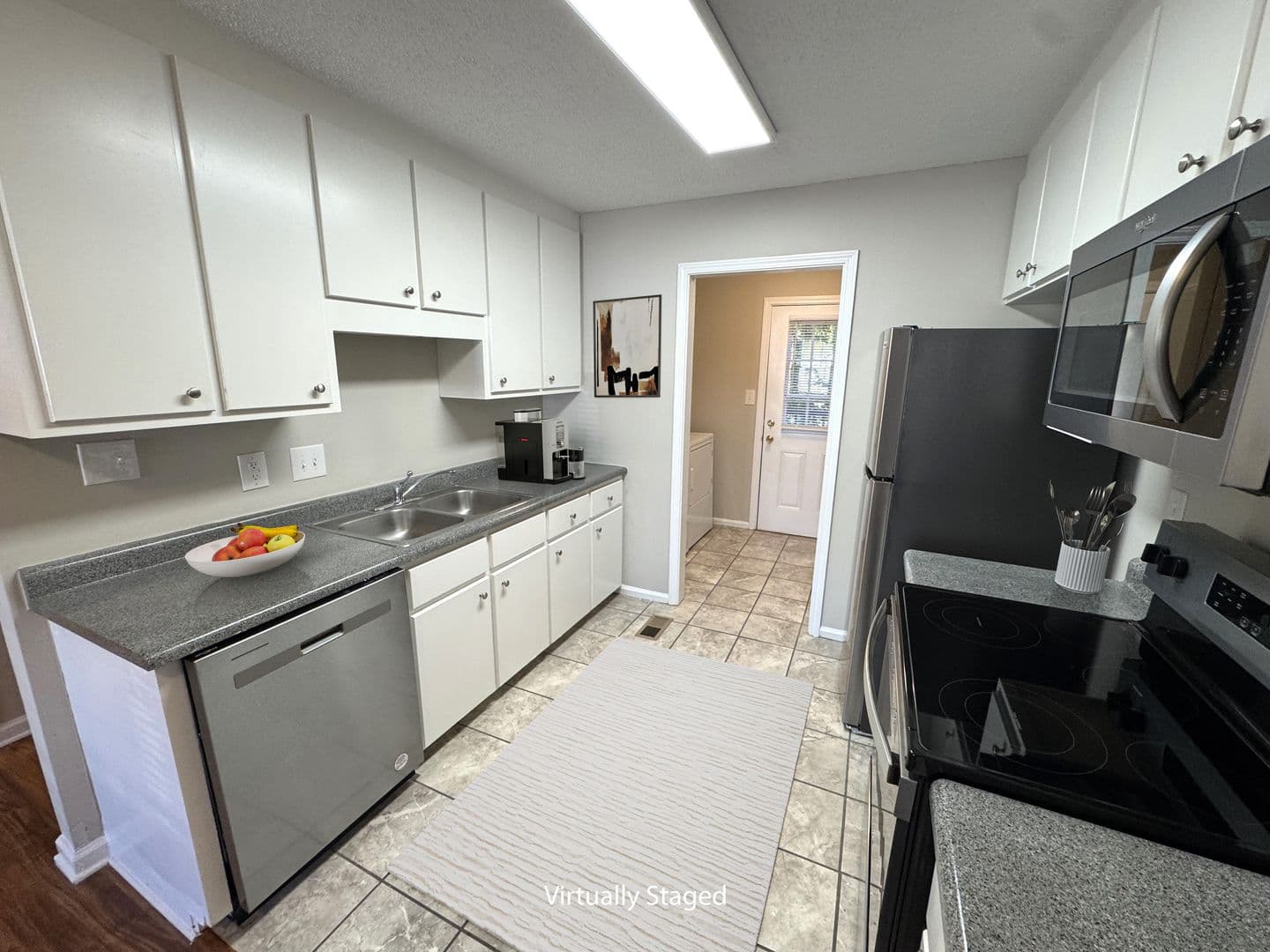 Athens Apartment: 245 Pineview Drive