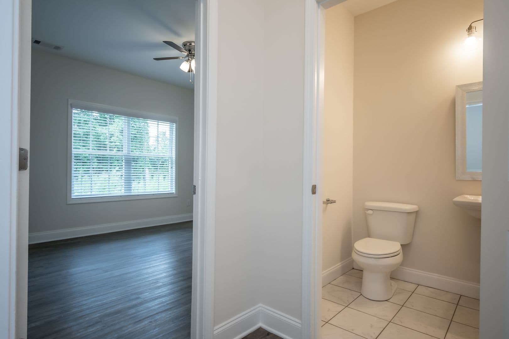 Athens Apartment: 90 Woodsong Ave
