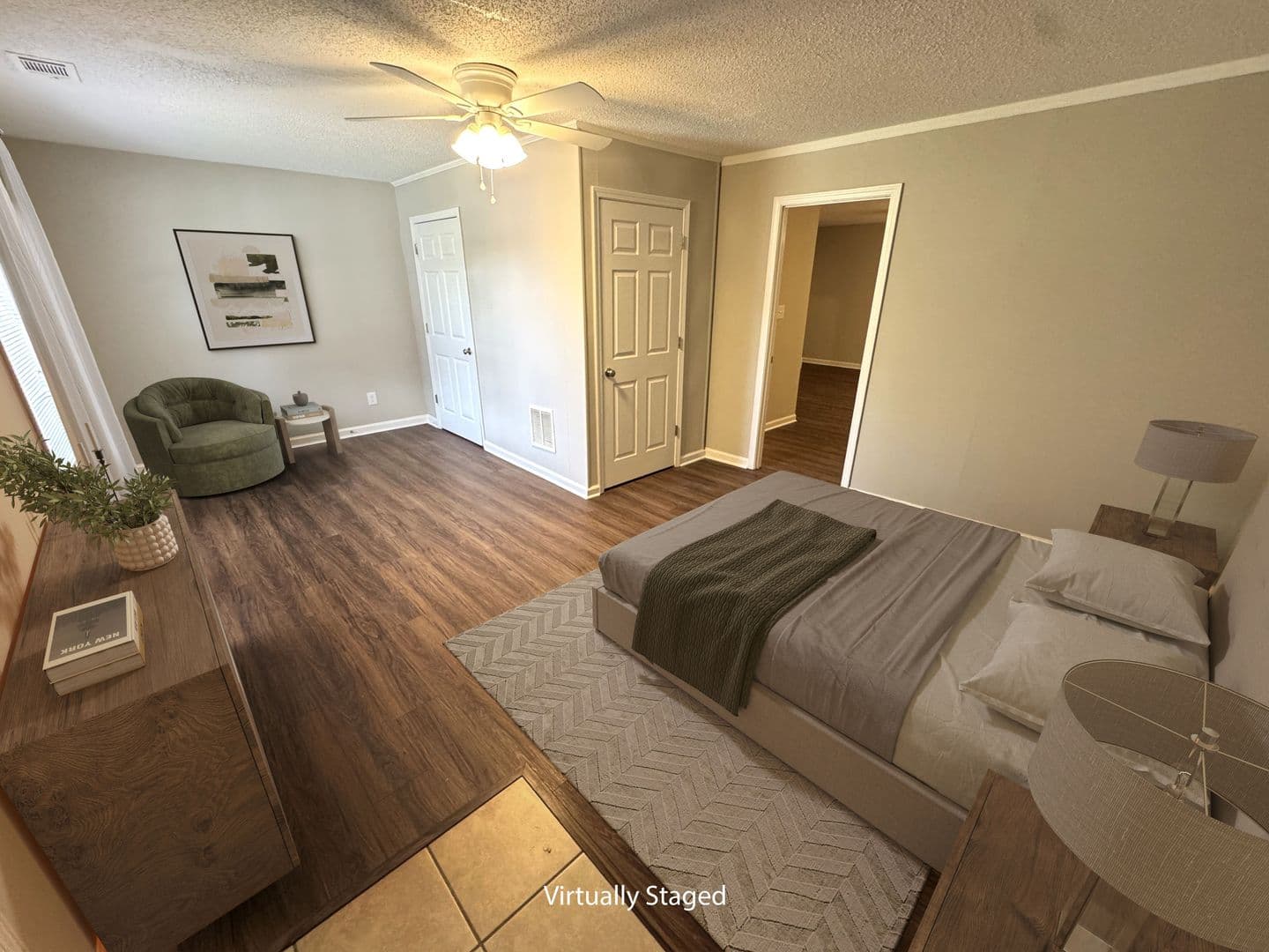 Athens Apartment: 245 Pineview Drive