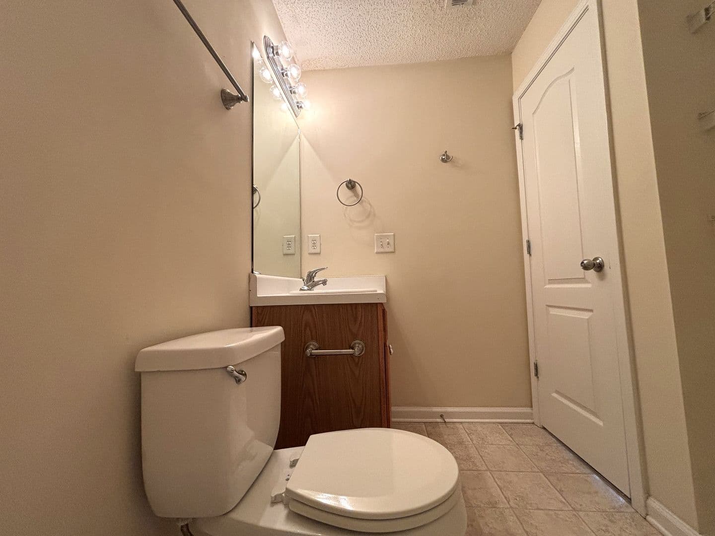Athens House: 261 Katydid Drive