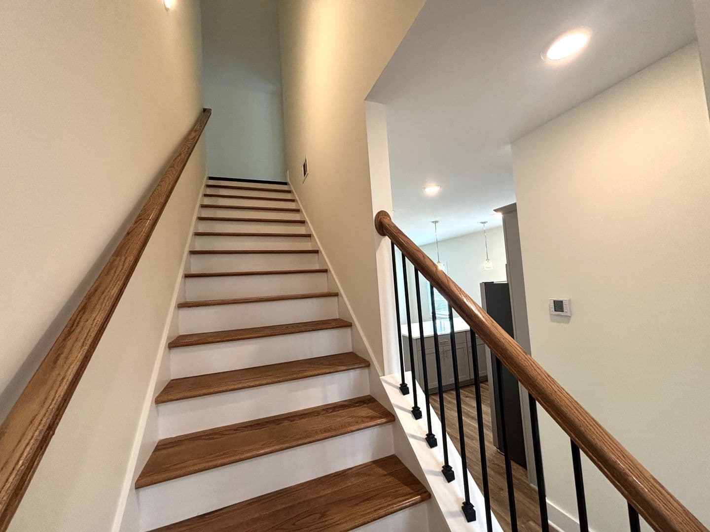 Athens Townhome: 215 Ruth St