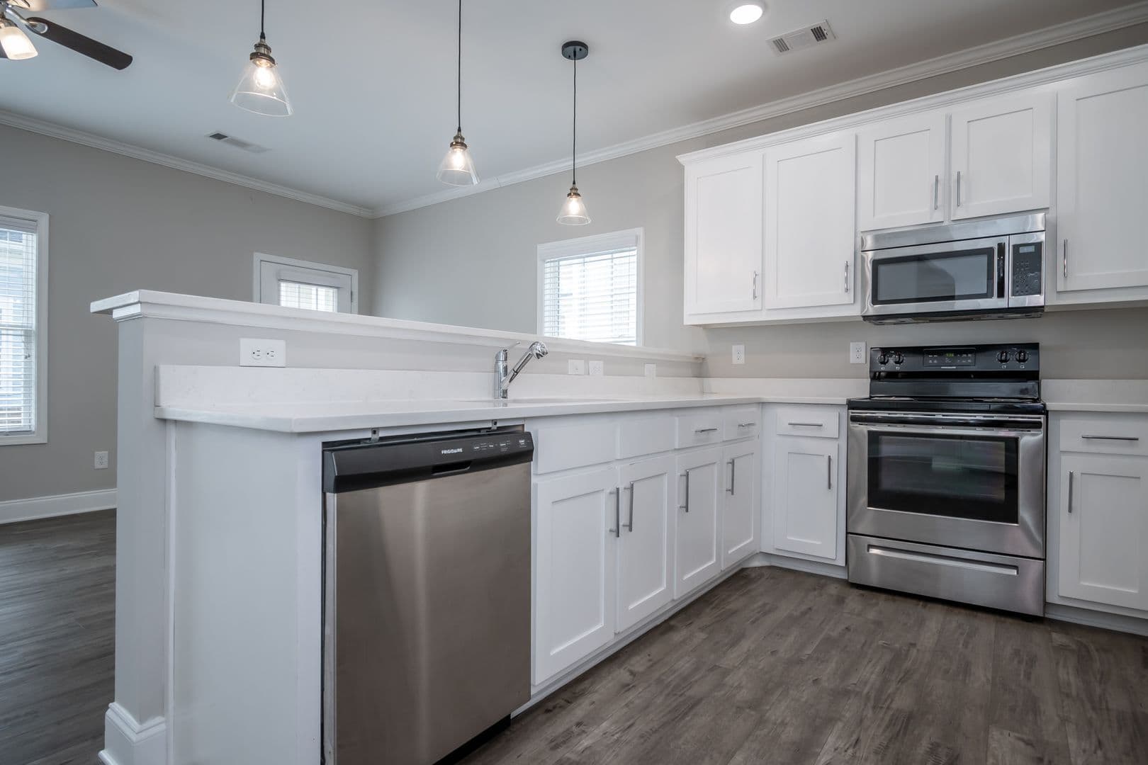 Athens Apartment: 90 Woodsong Ave