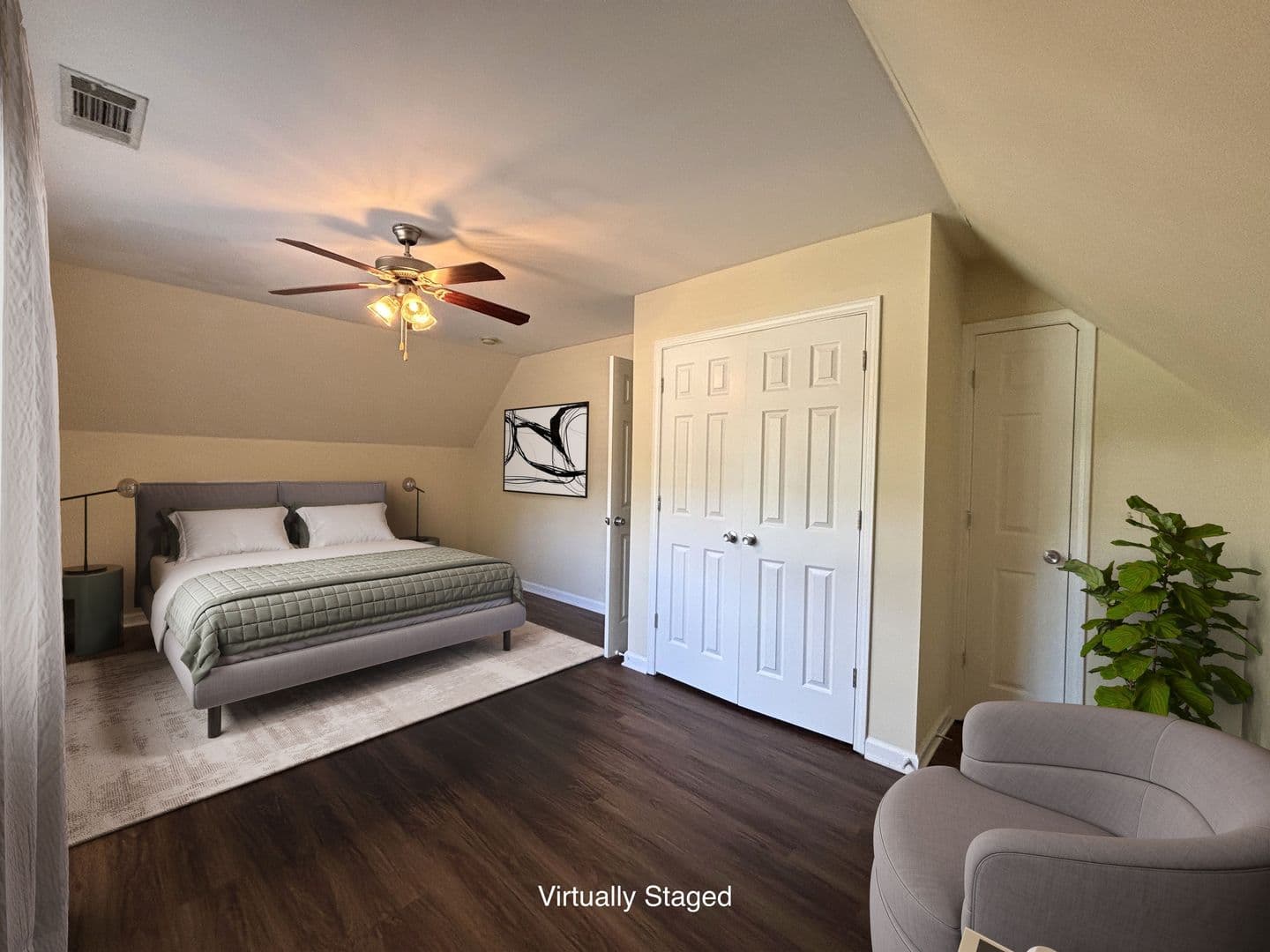 Athens House: 100 Pineview Ct