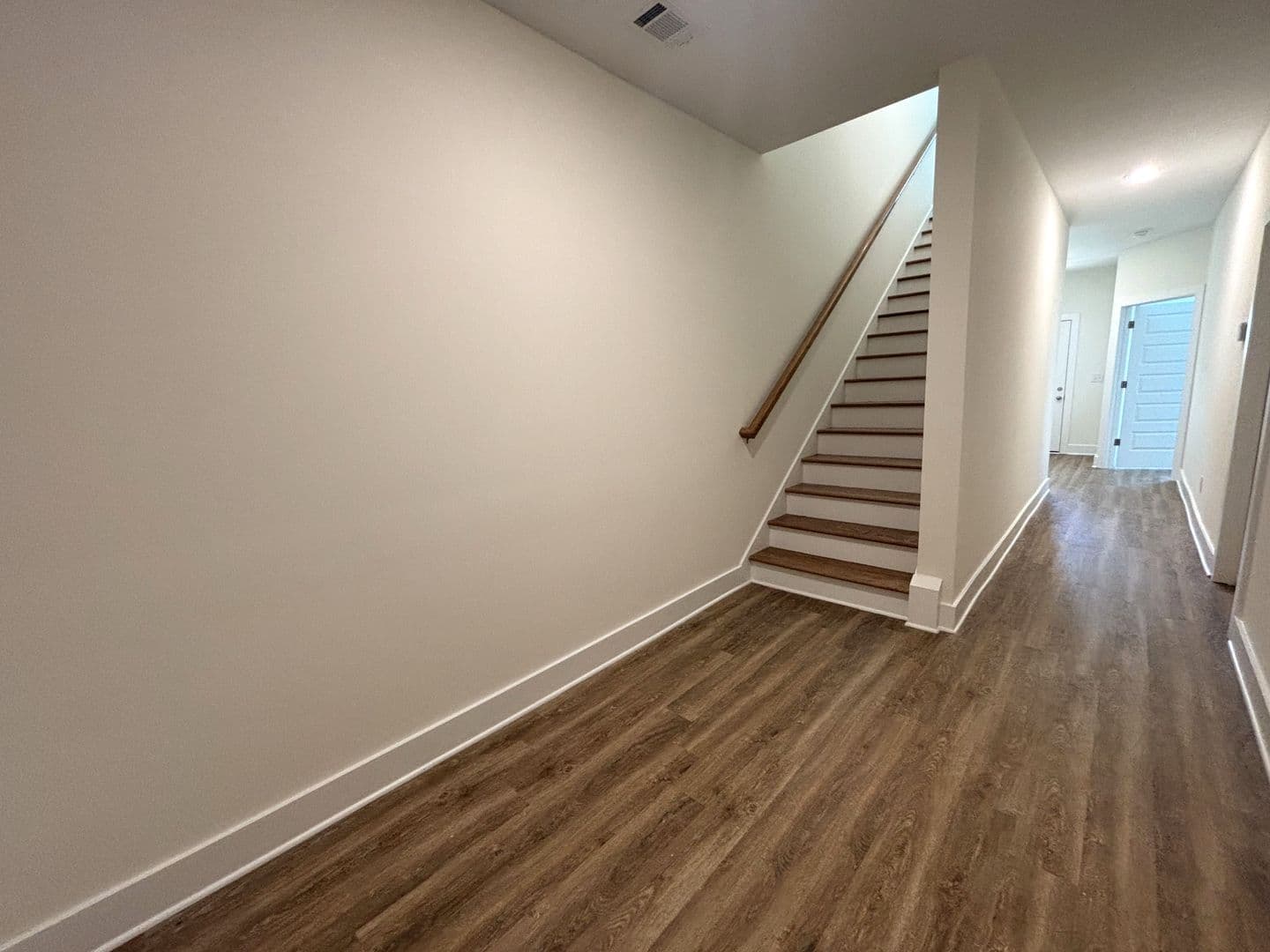 Athens Townhome: 215 Ruth St