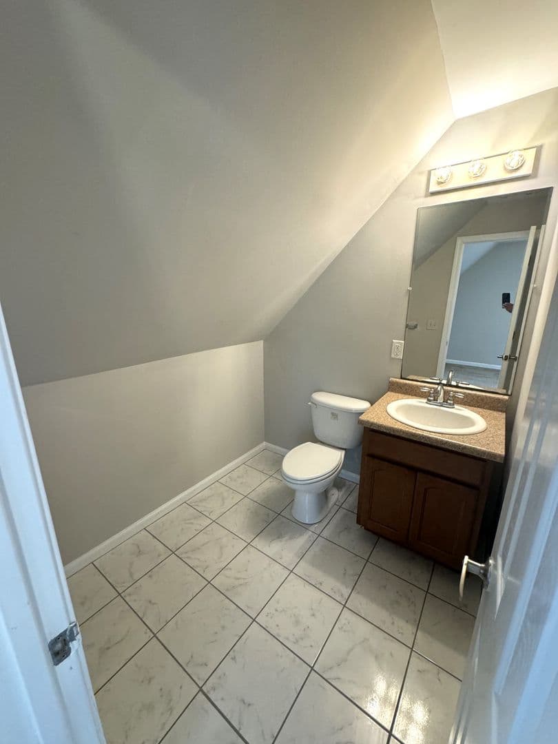 Athens House: 231 Derby St