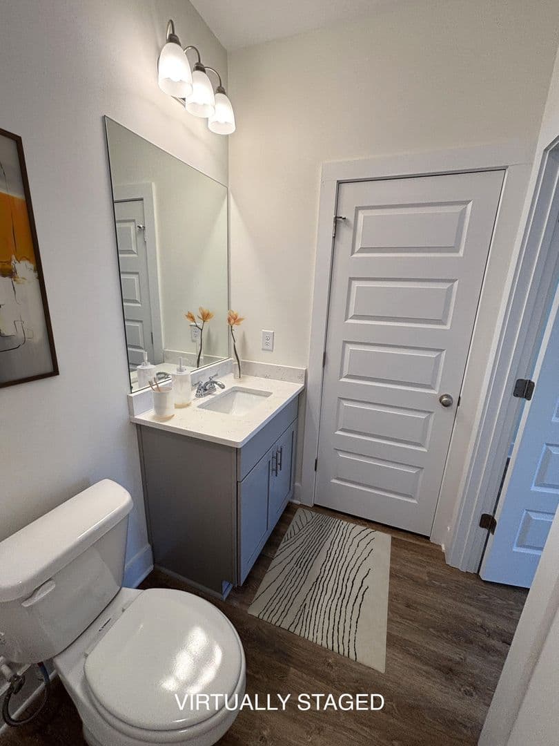 Athens Townhome: 215 Ruth St