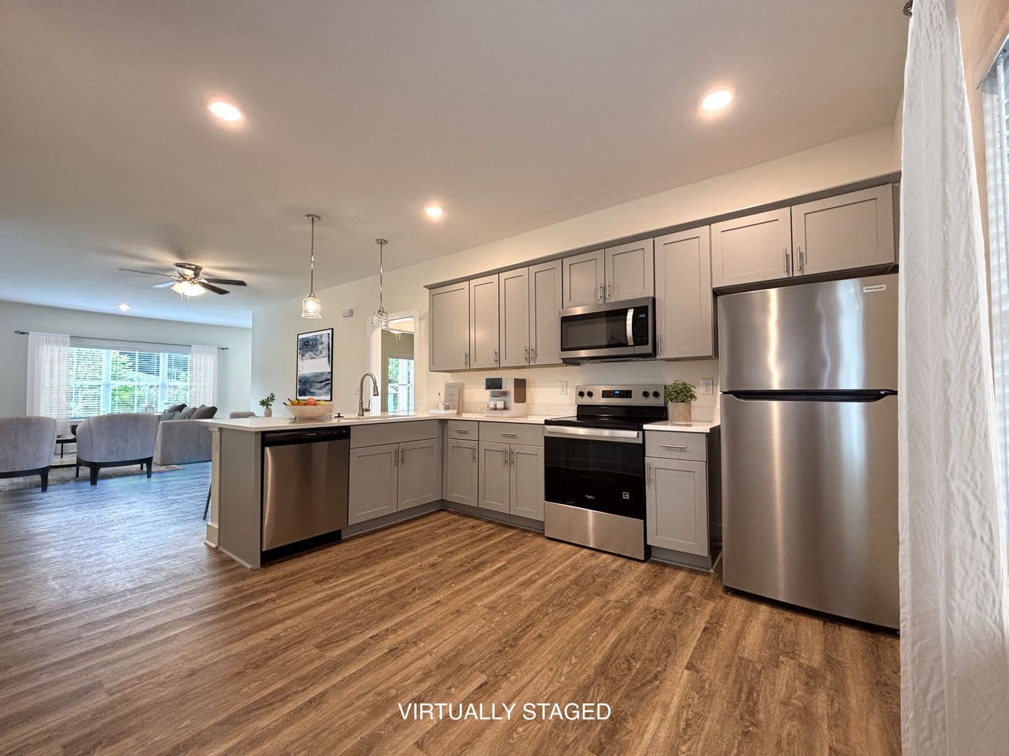 Athens Townhome: 215 Ruth St