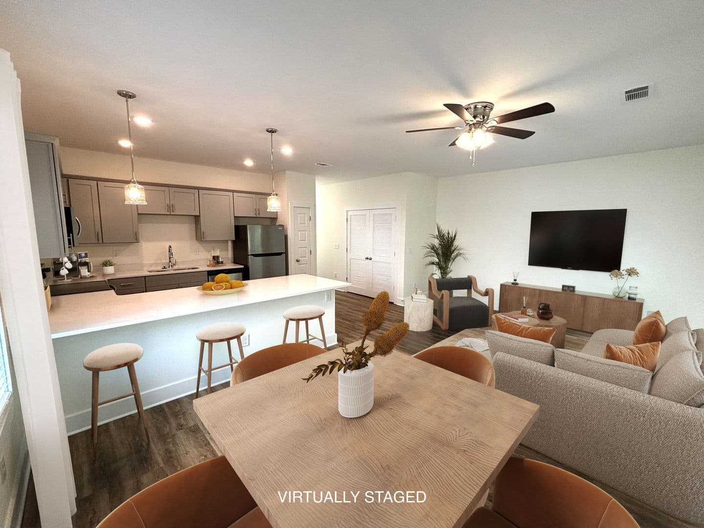 Athens Townhome: 215 Ruth St