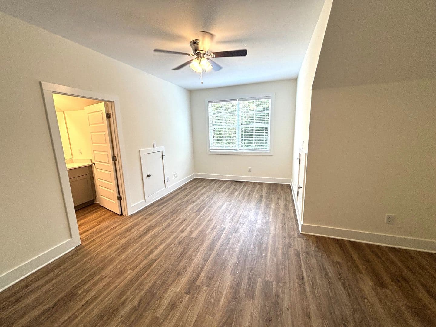 Athens Townhome: 215 Ruth St