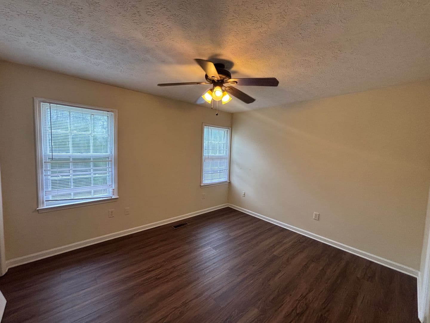 Athens Apartment: 270/272 Sleepy Creek Dr