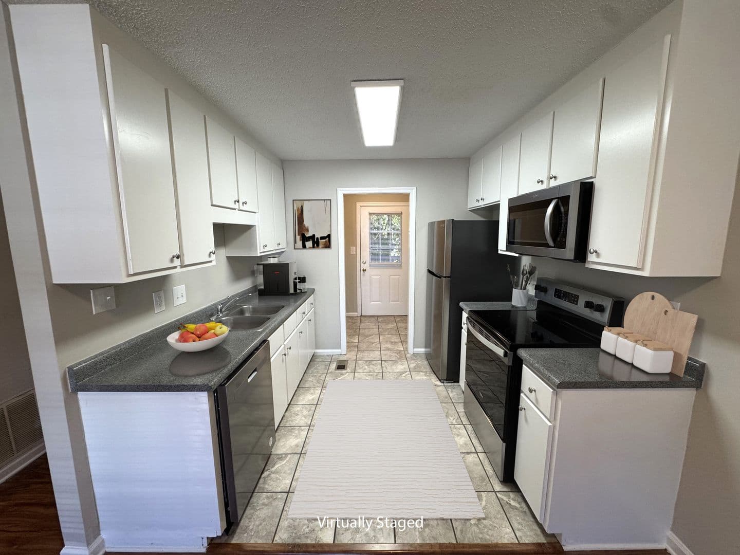 Athens Apartment: 245 Pineview Drive