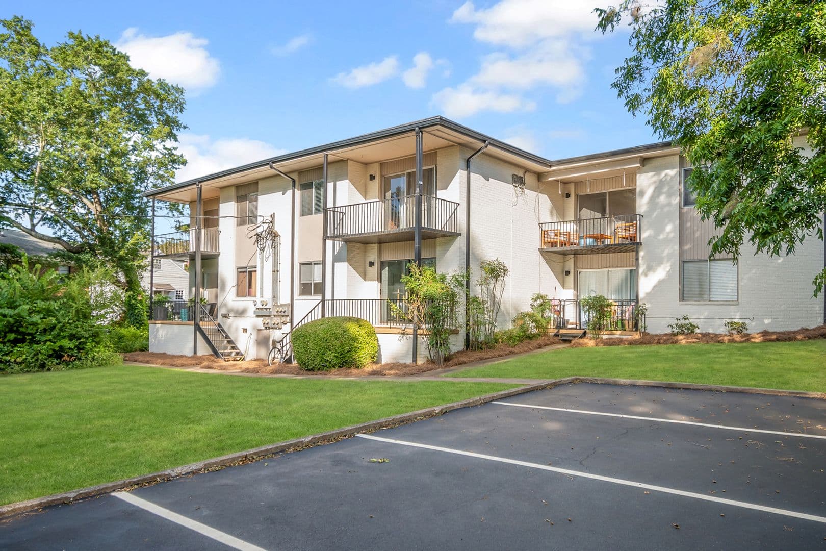 Athens Apartment: 1794 S. Lumpkin St.