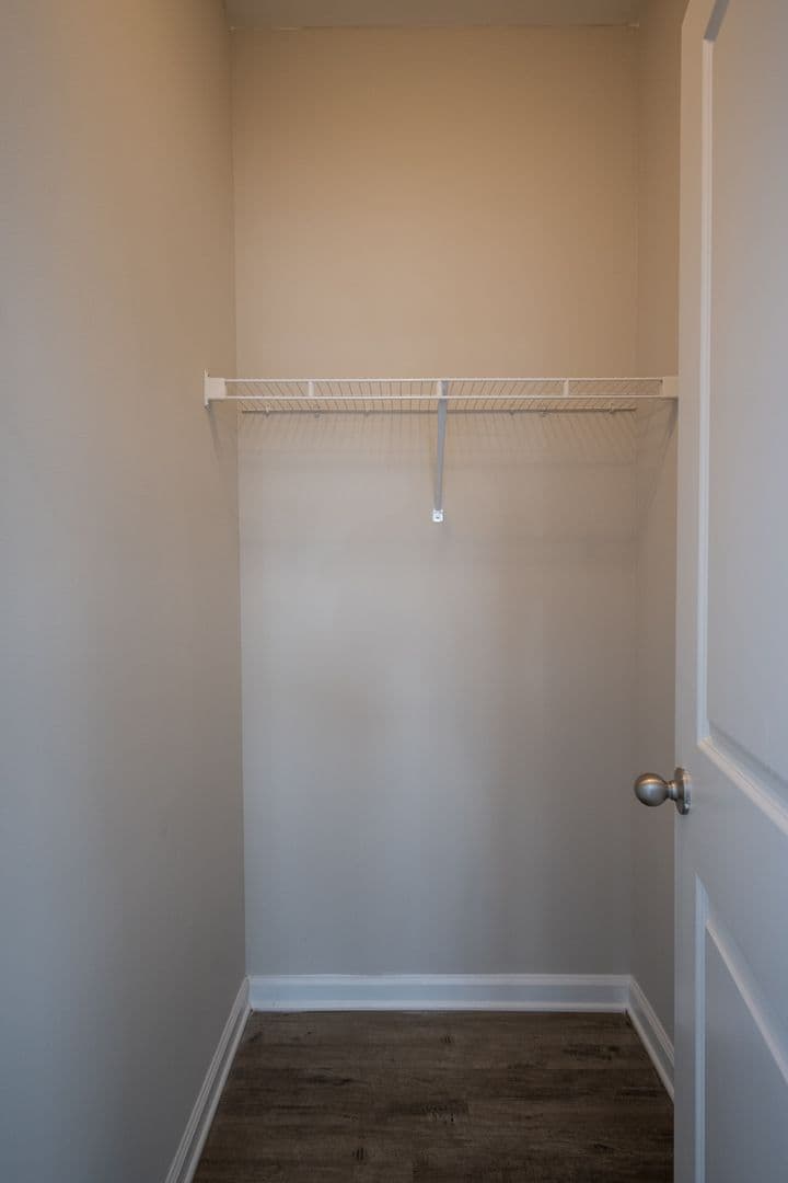 Athens Apartment: 90 Woodsong Ave