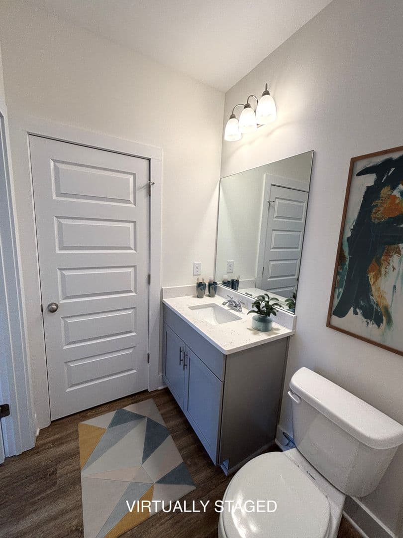Athens Townhome: 215 Ruth St
