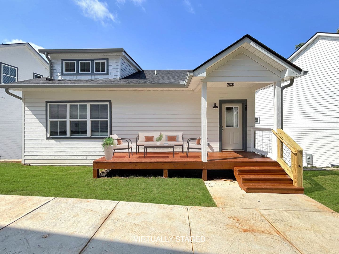 Athens Townhome: 215 Ruth St
