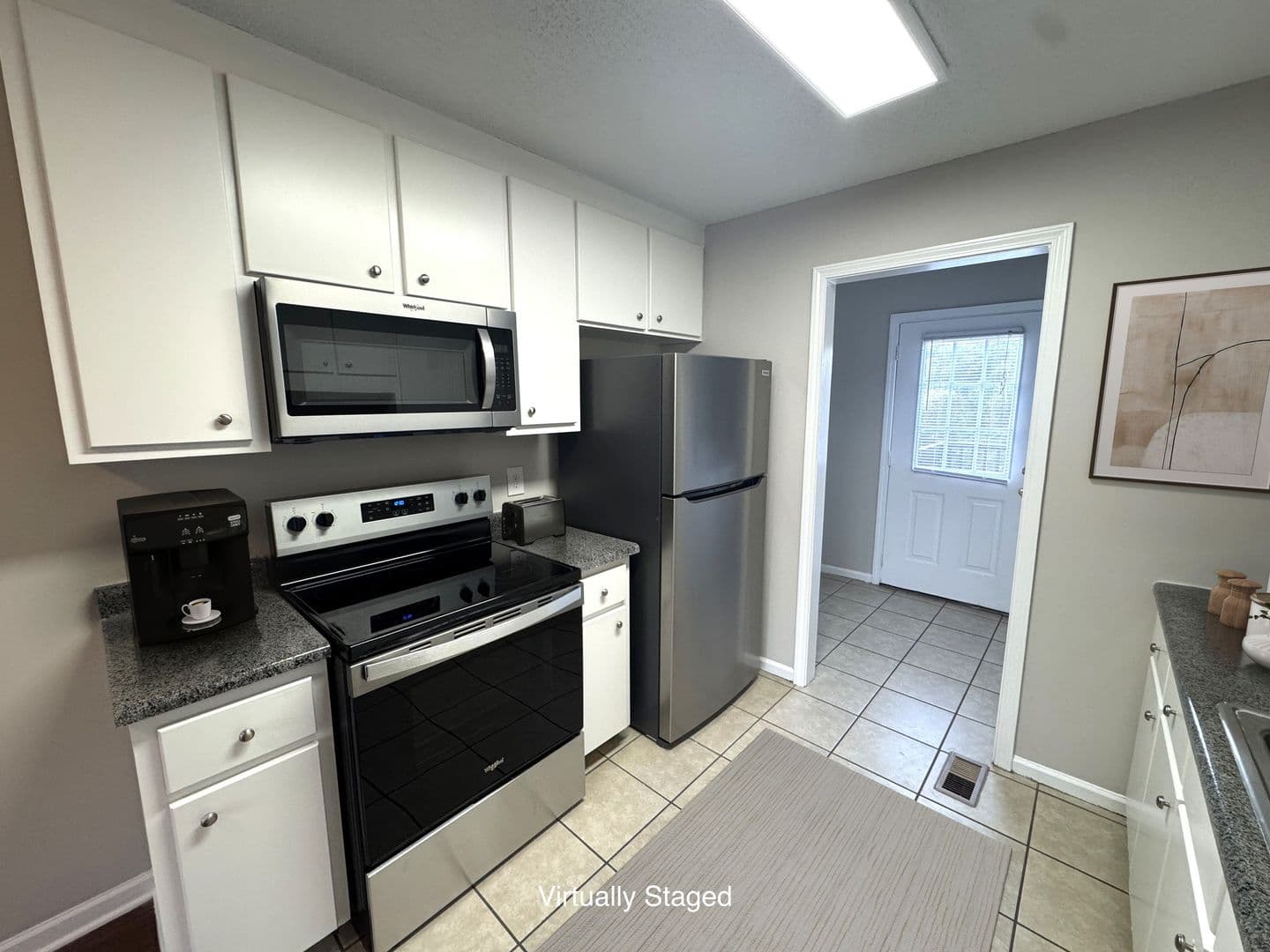 Athens Apartment: 245 Pineview Drive