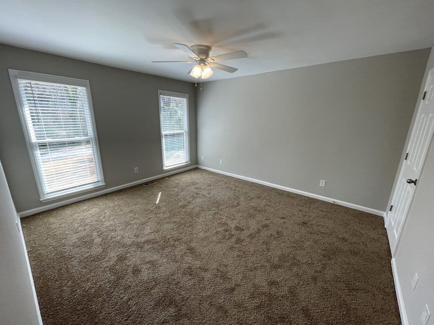 Athens House: 125 Hardin Dr