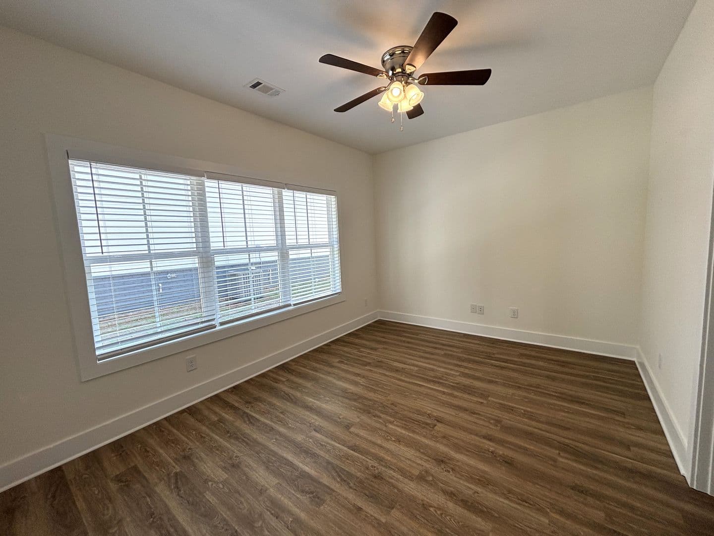 Athens Townhome: 215 Ruth St