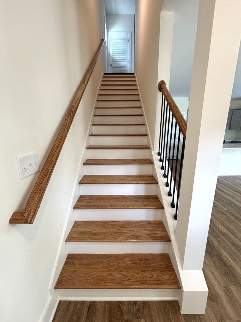 Athens Townhome: 215 Ruth St