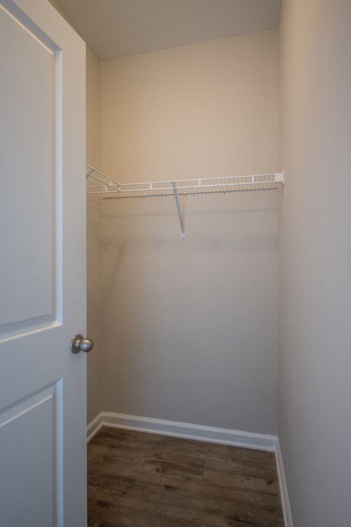 Athens Apartment: 90 Woodsong Ave