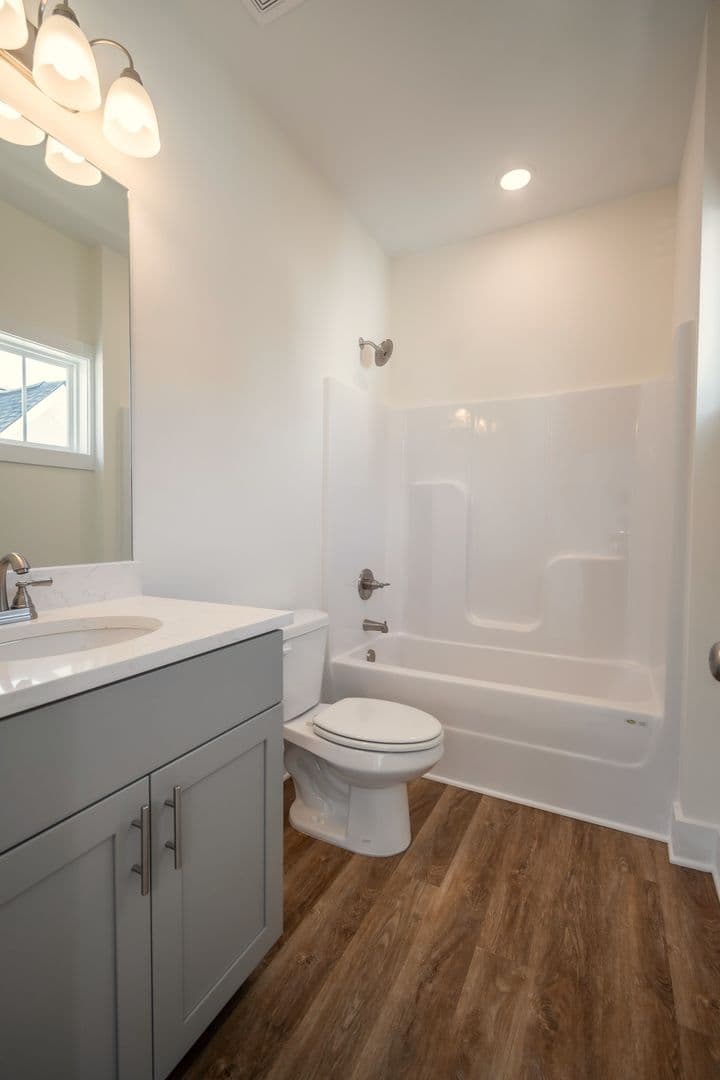 Athens Townhome: 215 Ruth St