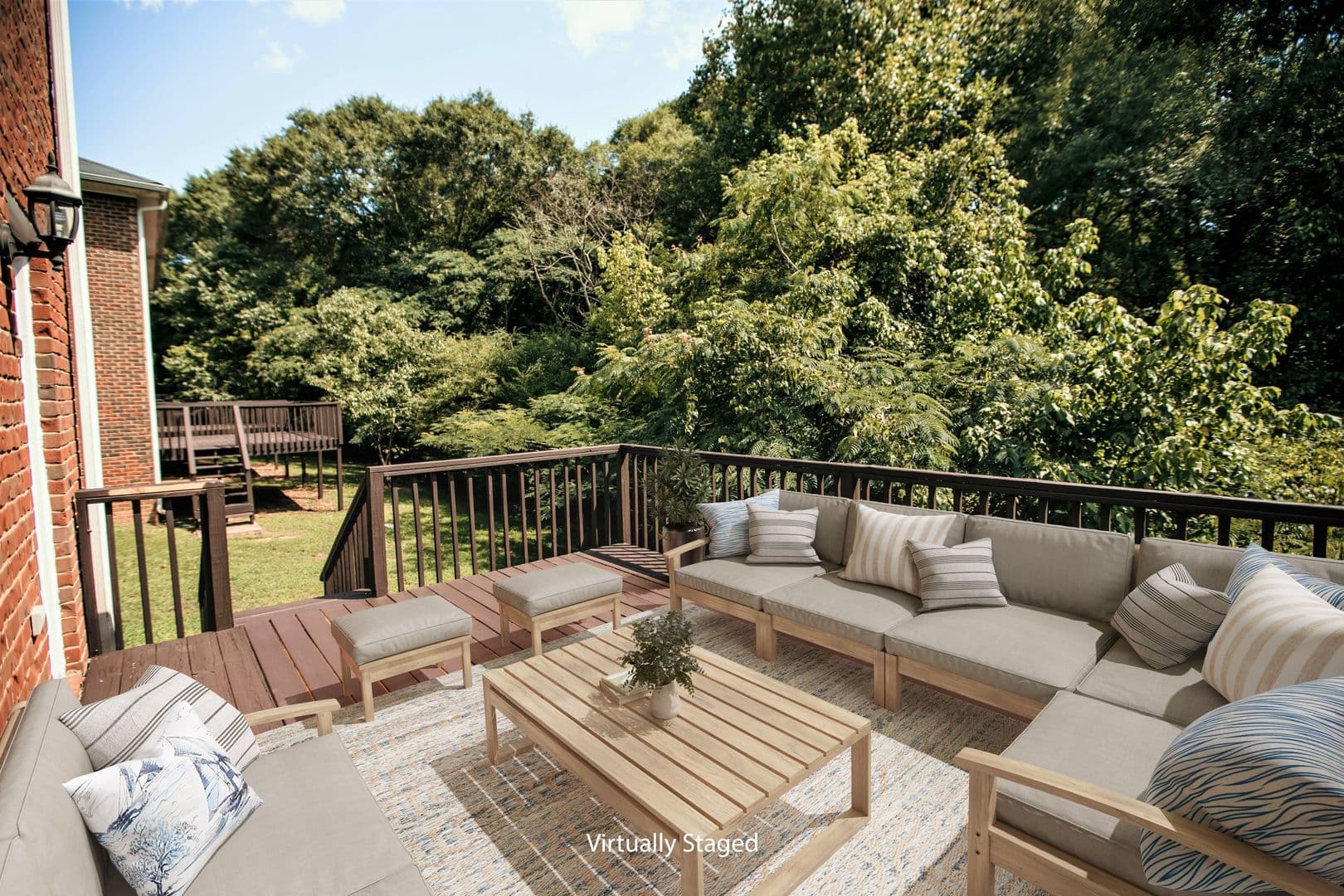 Athens Apartment: 245 Pineview Drive