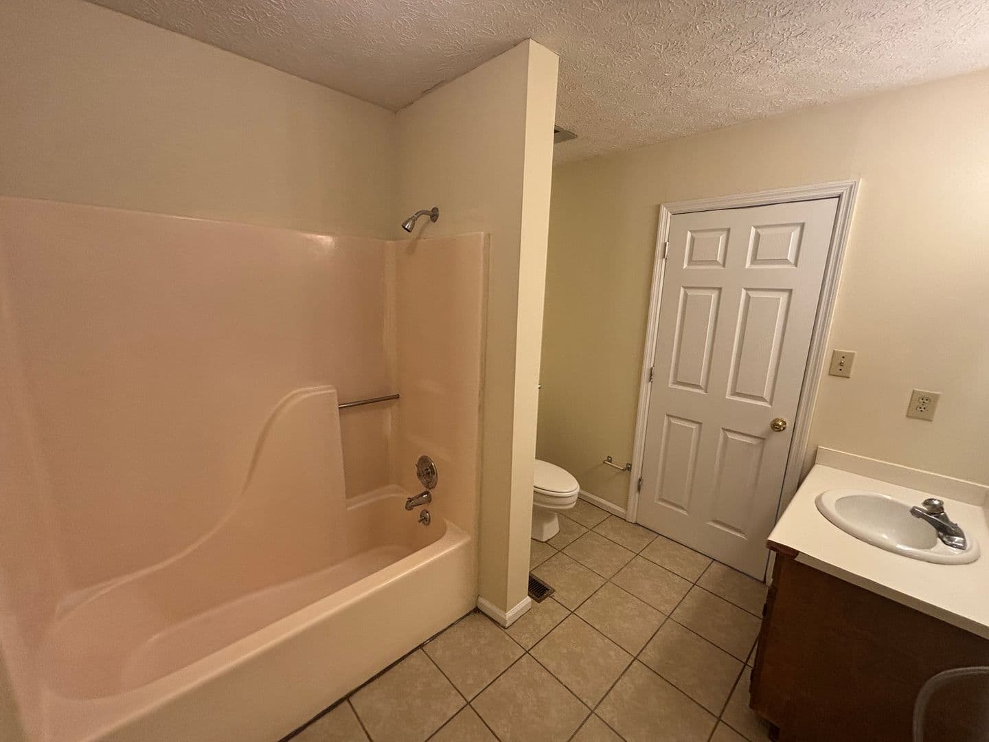 Athens Apartment: 270/272 Sleepy Creek Dr