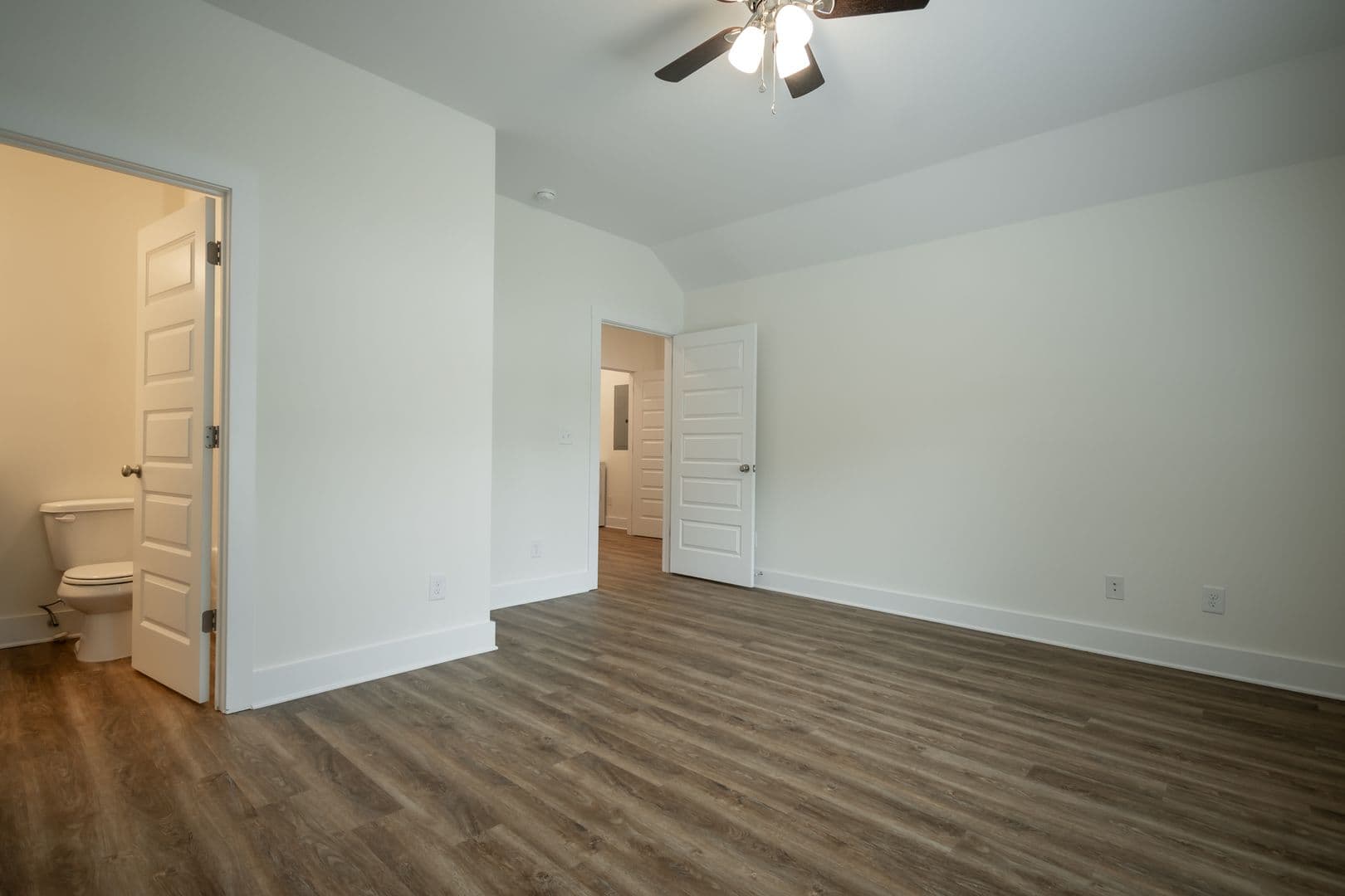 Athens Townhome: 215 Ruth St