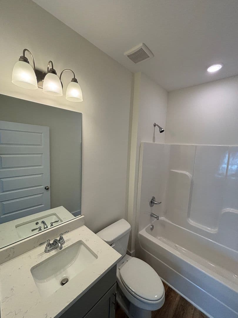 Athens Townhome: 215 Ruth St