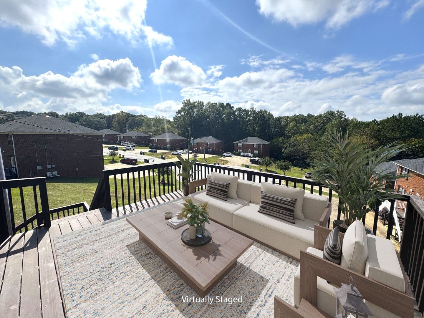 Athens Apartment: 245 Pineview Drive