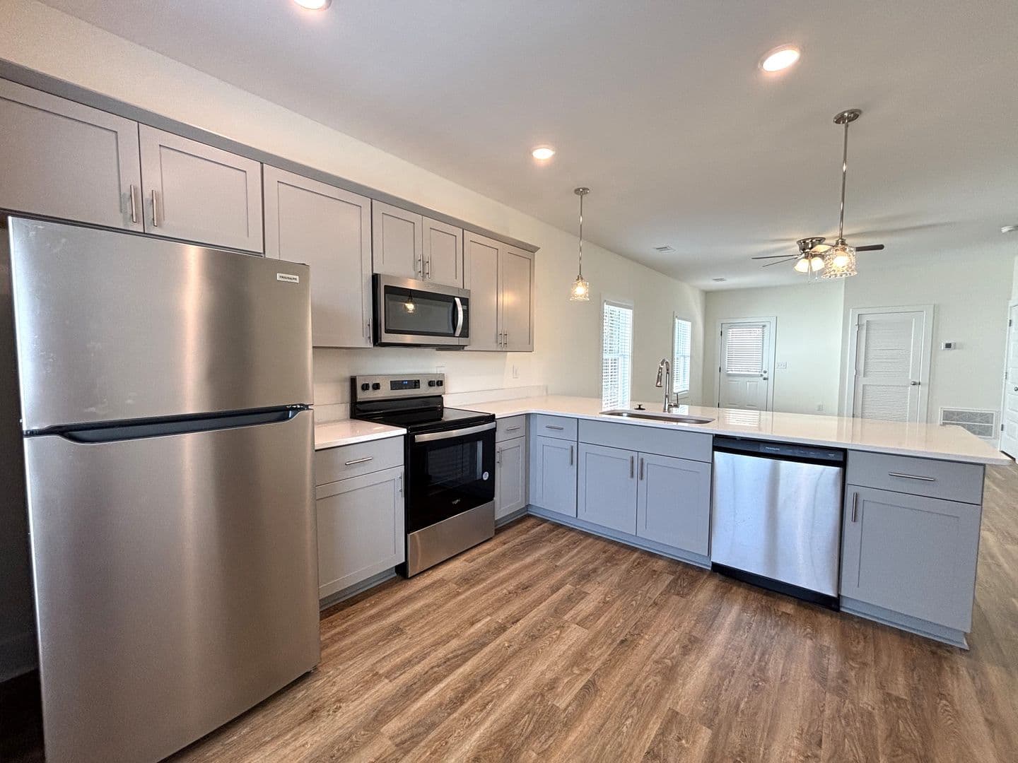 Athens Townhome: 215 Ruth St