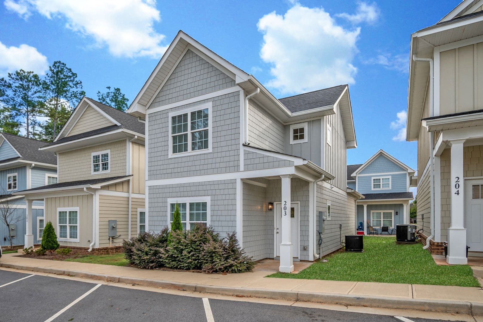 Athens Apartment: 90 Woodsong Ave