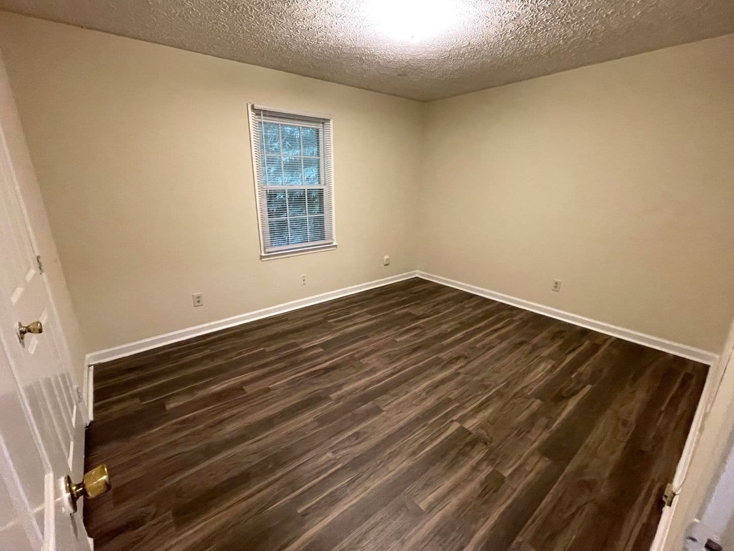 Athens Apartment: 435/437 Lexington Heights