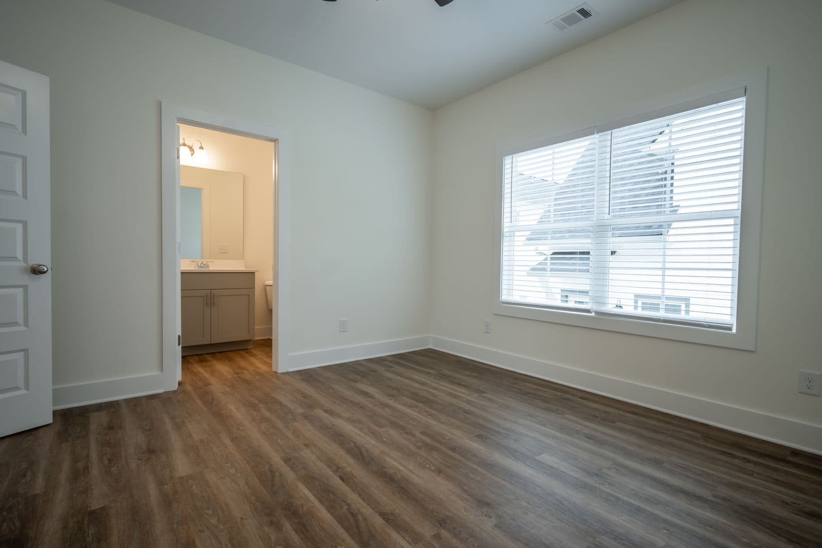 Athens Townhome: 215 Ruth St