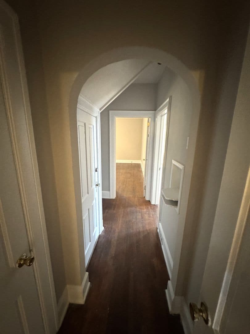 Athens House: 1020 Cherry Hills Court