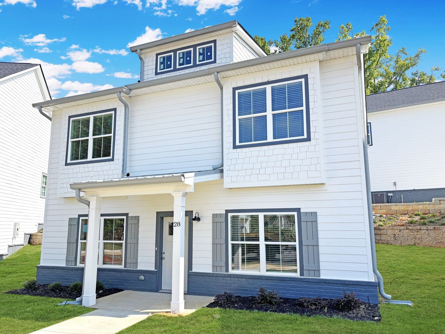 Athens Townhome: 215 Ruth St