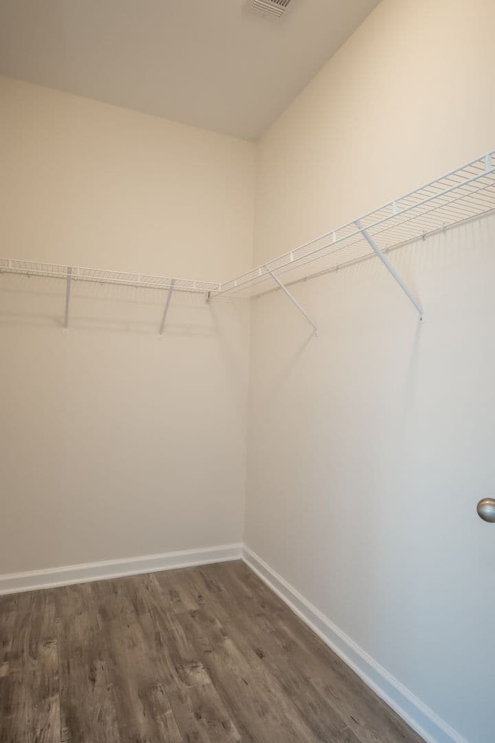 Athens Apartment: 90 Woodsong Ave
