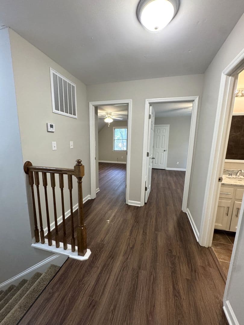 Athens House: 620 Pinecrest Dr