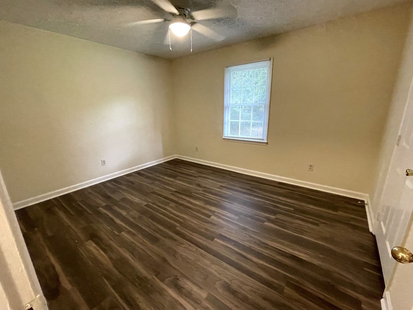 Athens Apartment: 435/437 Lexington Heights
