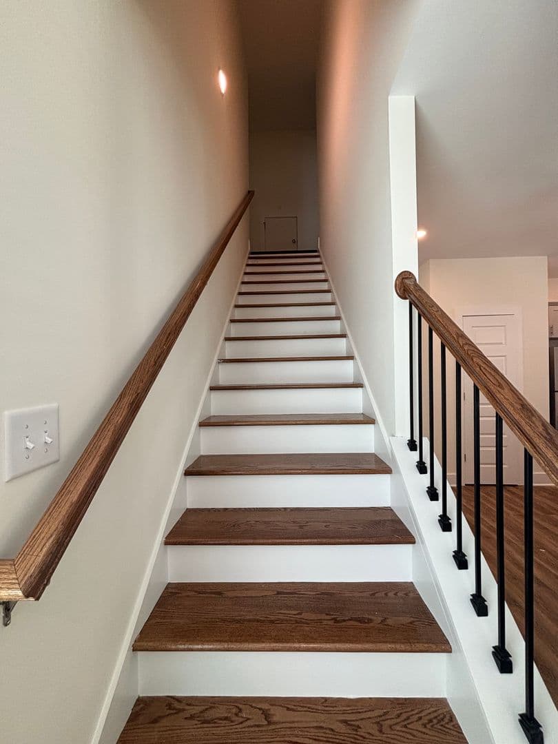 Athens Townhome: 215 Ruth St