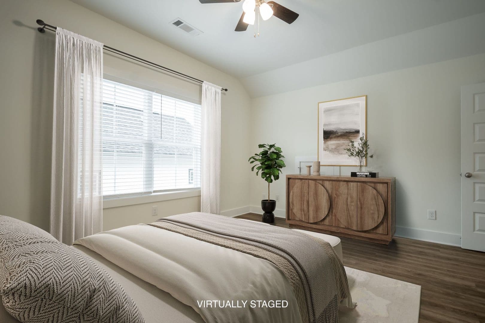 Athens Townhome: 215 Ruth St
