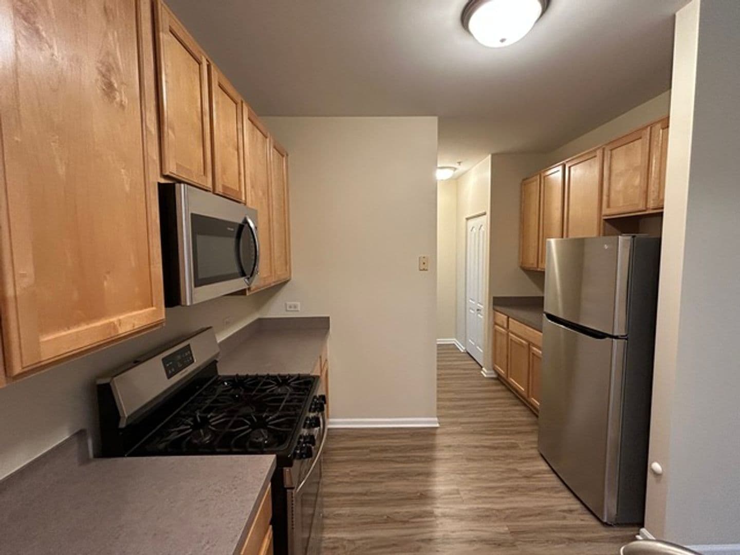 Carpentersville Condo: 1221 Brookdale Drive