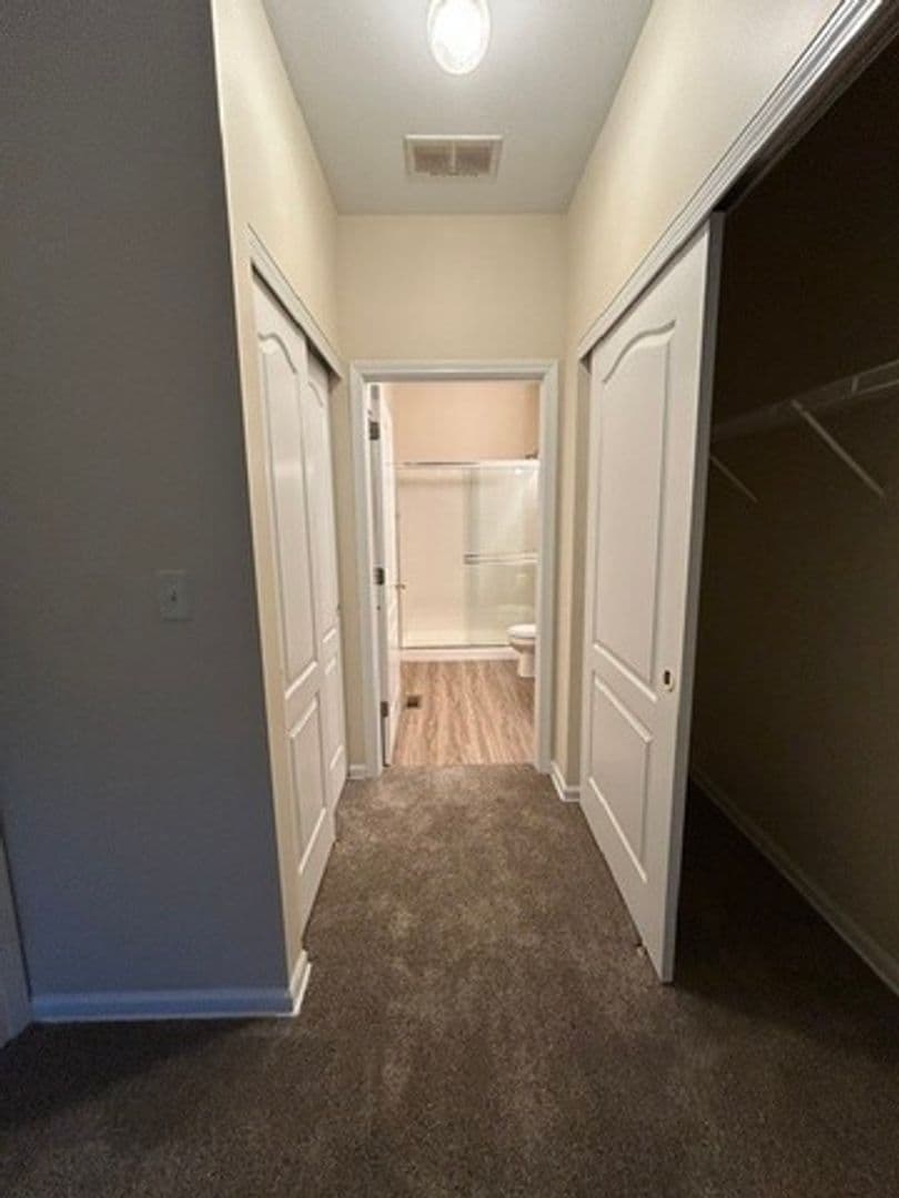 Carpentersville Condo: 1221 Brookdale Drive