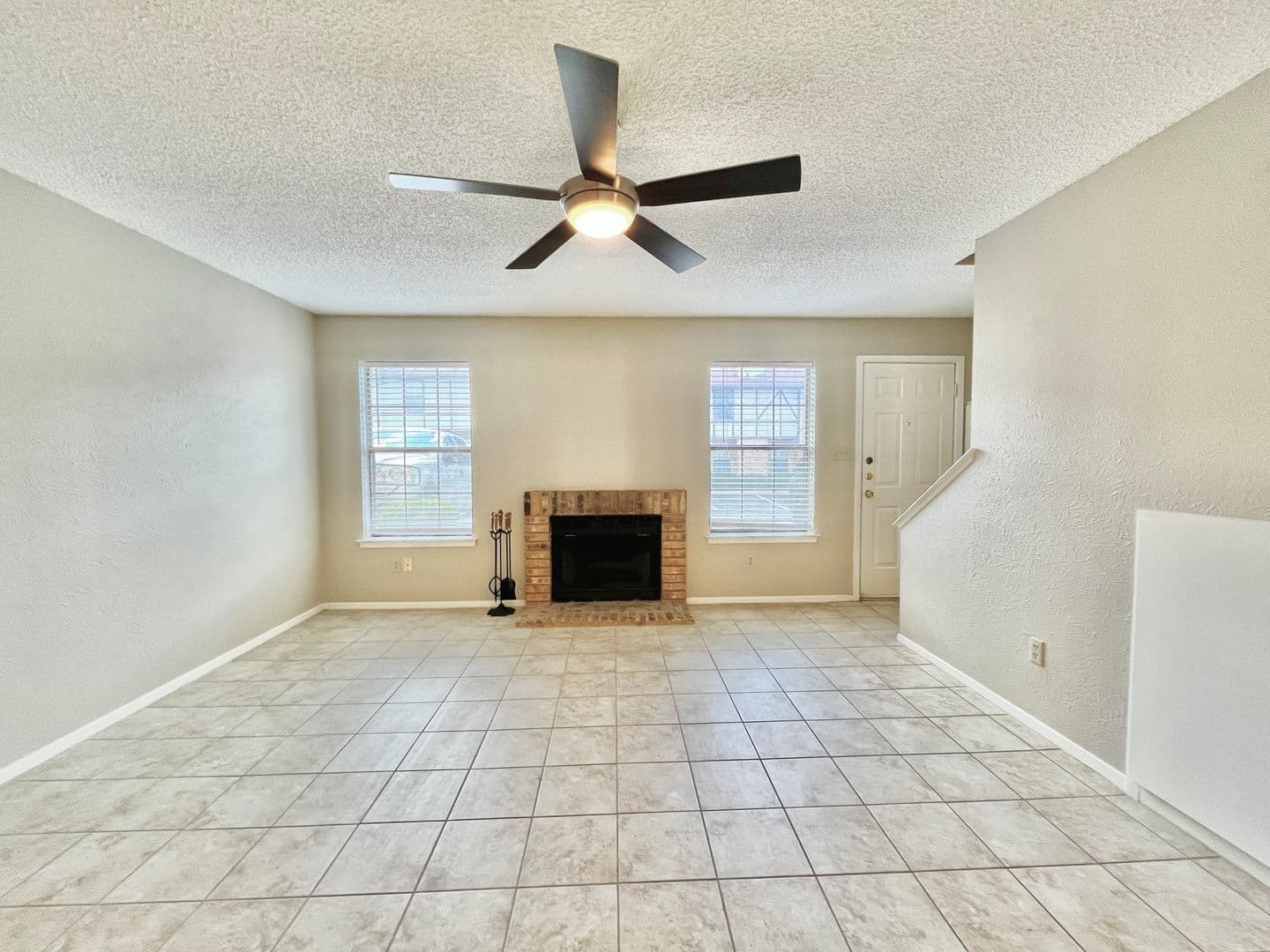 Denton House: 1247 Dallas Drive
